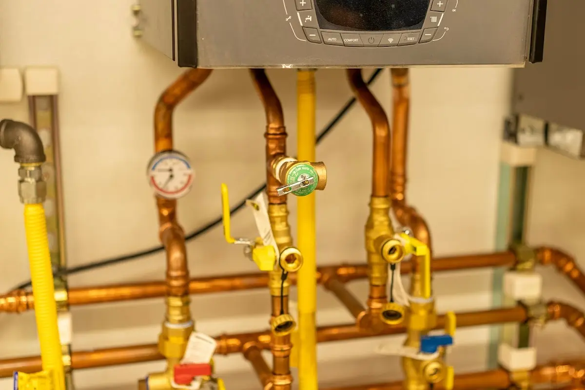 Licensed technician providing Emergency Plumbing for a homeowner in South Bloomfield